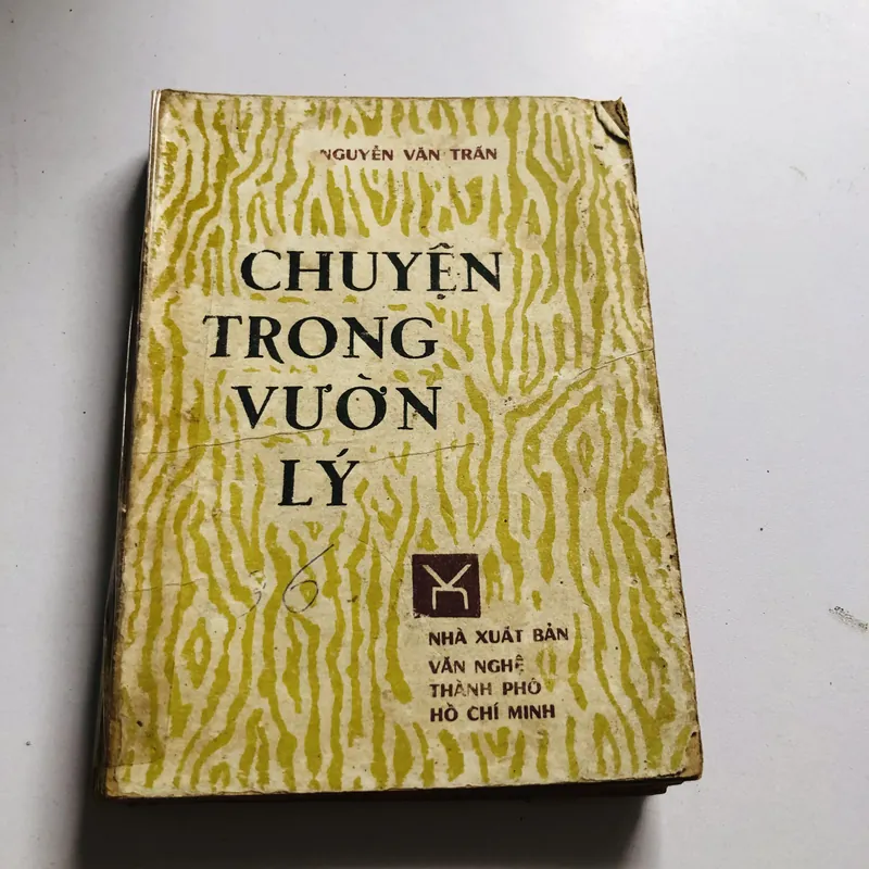 CHUYỆN TRONG VƯỜN LÝ 568231