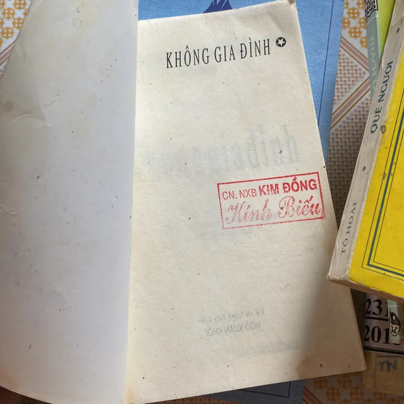 Không gia đình  592891