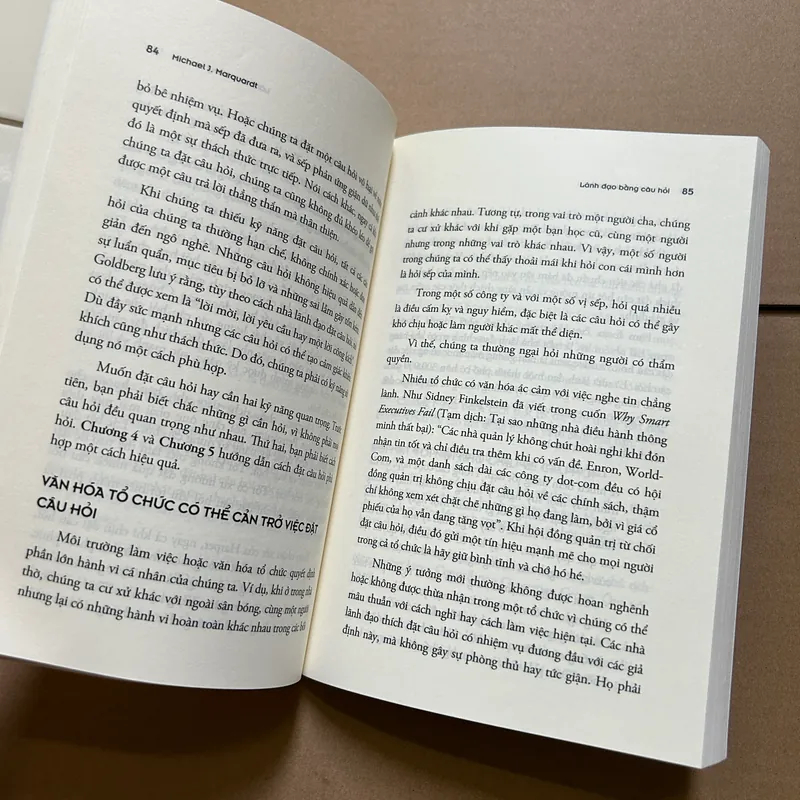 Lãnh đạo bằng câu hỏi - Michael J. marquardt 731479