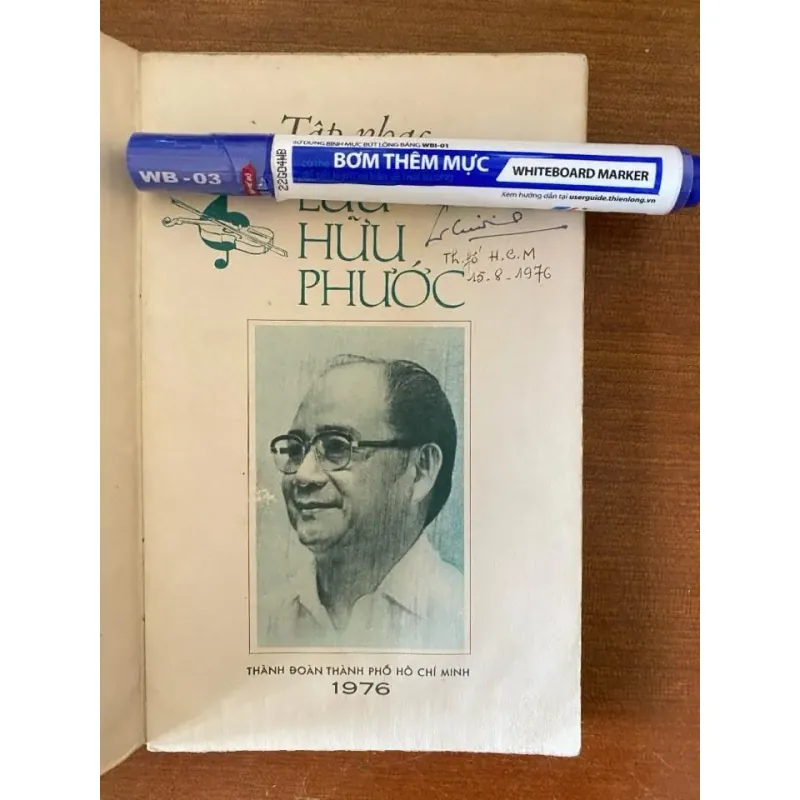 [chữ ký] tập nhạc của nhạc sĩ Lưu Hữu Phước 1039686