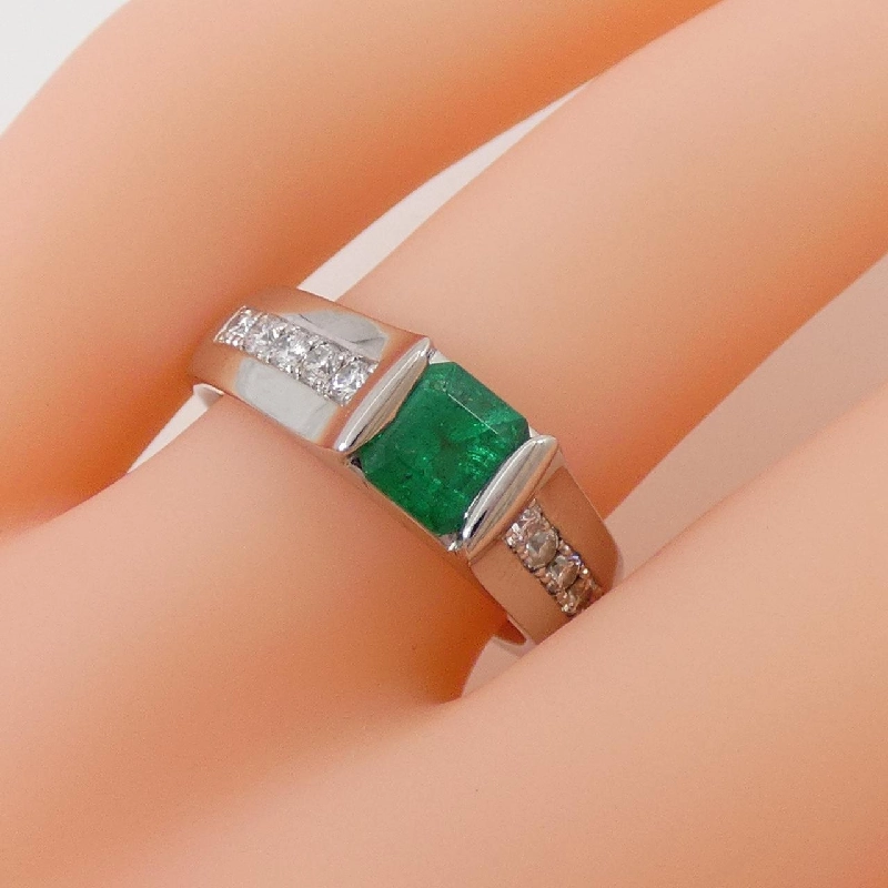 Nhẫn Emerald PT900 0.73CT 669872