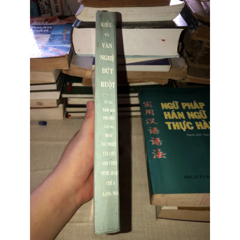 Kiều và văn nghệ đút ruột 972651