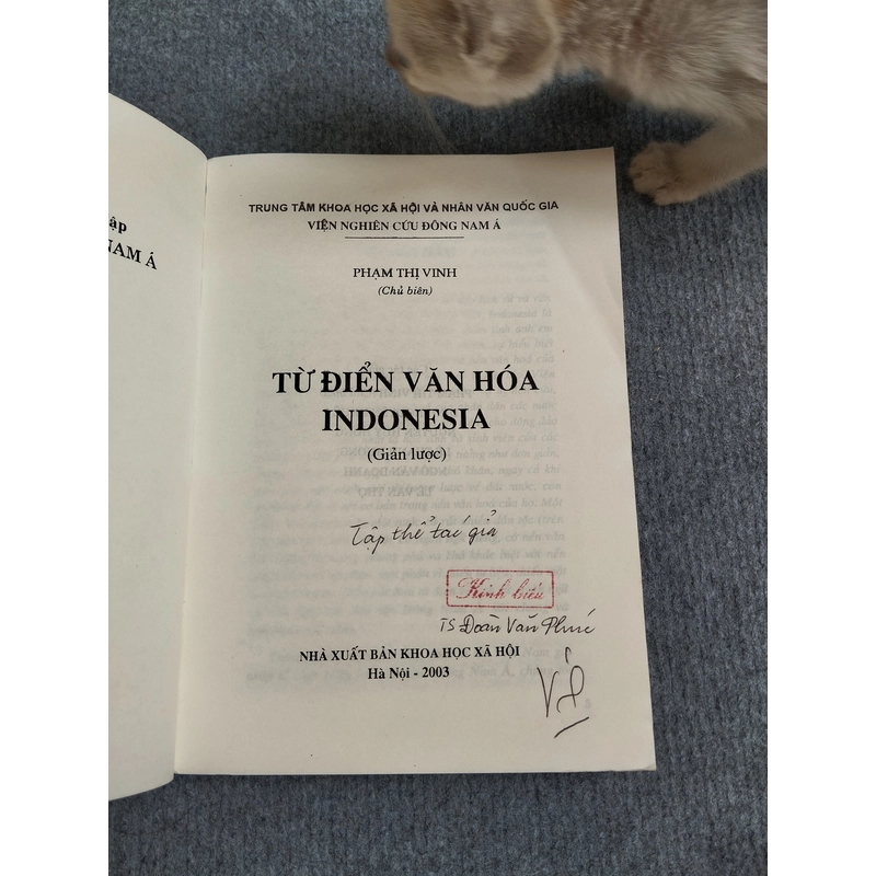TỪ ĐIỂN VĂN HÓA INDONESIA (GIẢN LƯỢC) 533402