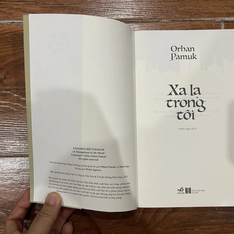 Xa lạ trong tôi - Orphan Pamuk (12) 1027783