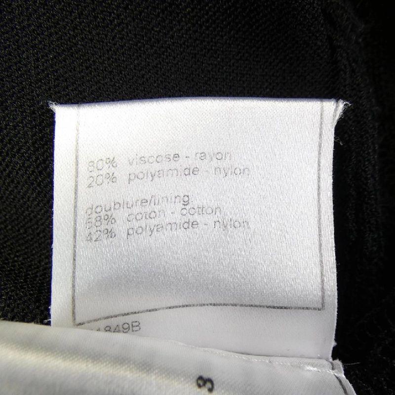 CHANEL P28016W03715 06P Áo khoác - Hàng hiệu Chính hãng 825093