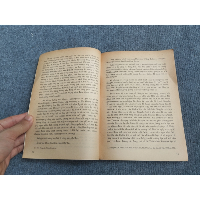 ERNEST HEMINGWAY NÚI BĂNG VÀ HIỆP SĨ - LÊ HUY BẮC 472257