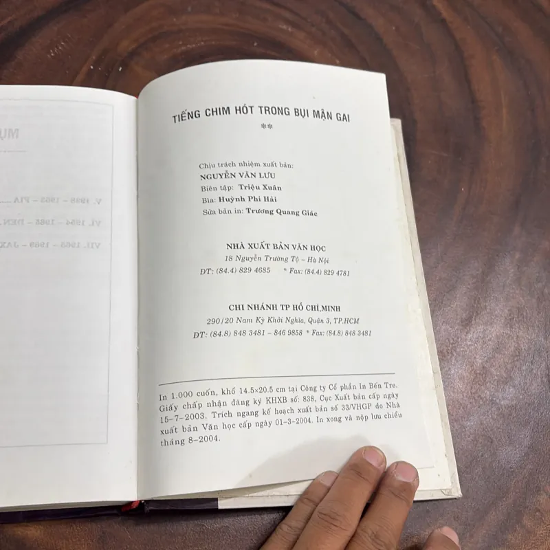 Tác Phẩm Kinh Điển: Tiếng Chim Hót Trong Bụi Mận Gai (Tập 2) - COLLEEN Mc CCULLOUCH - 2004 977215