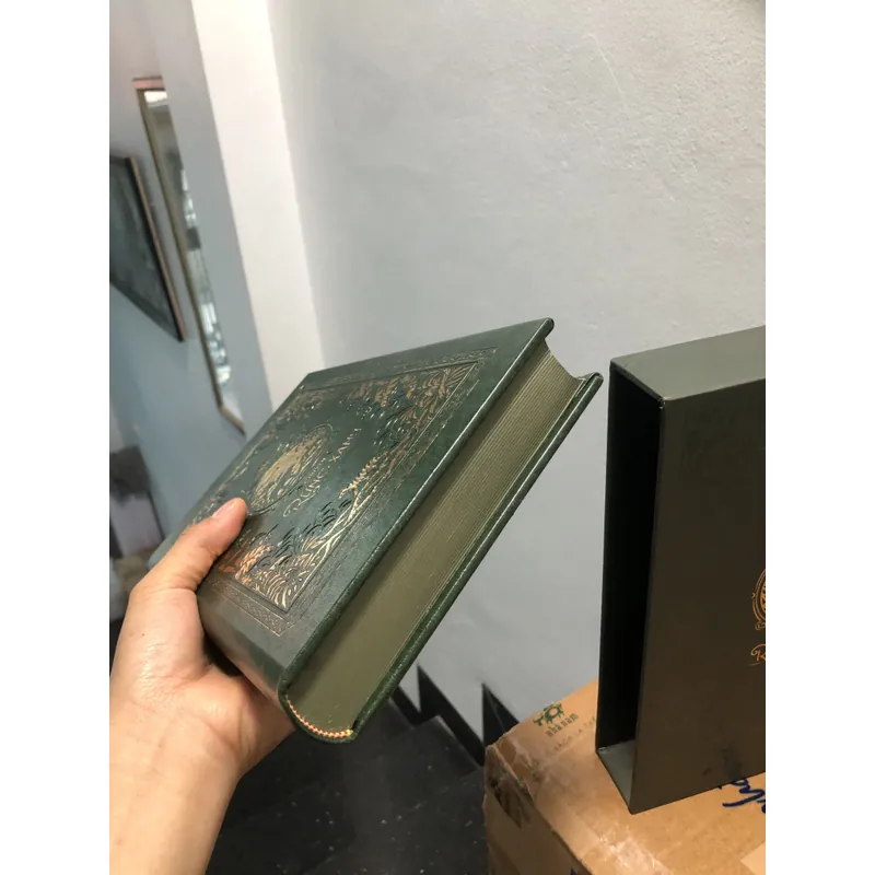 Chuyện Rừng Xanh bìa da Nhã Nam - còn nguyên hộp - sách đẹp 674020