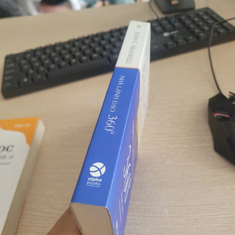 Nhà lãnh đạo 360 độ - John C.Maxwell 529034