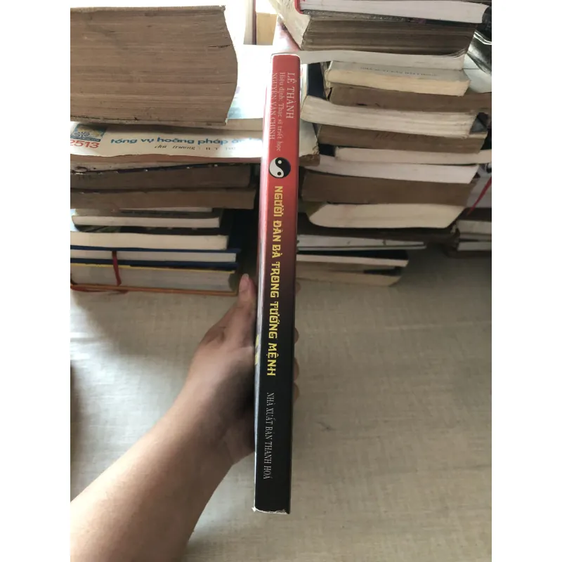 Người đàn bà trong tướng mệnh 976031