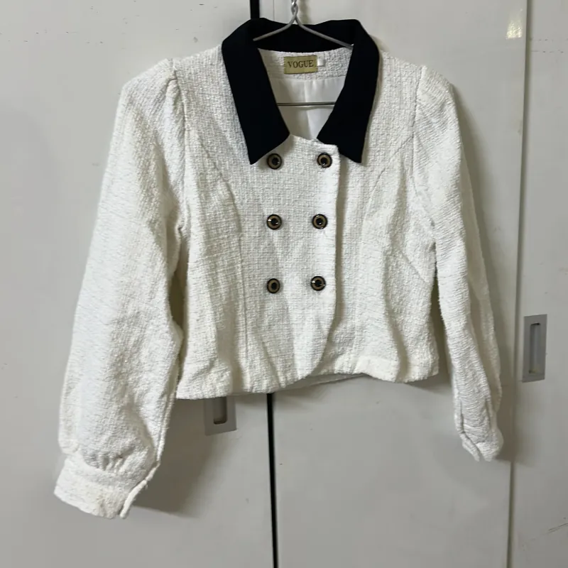 Áo khoác lửng dạ tweet màu trắng  970990