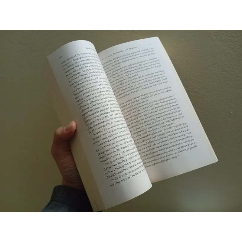 The snowball Warren buffet sách ngoại văn tiếng Anh english book  763548