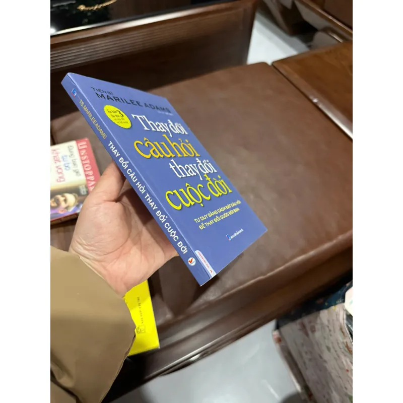 Sách Thay Đổi Câu Hỏi Thay Đổi Cuộc Đời - Tiến sĩ Marilee Adams (NXB Dân Trí)- K4 1028240