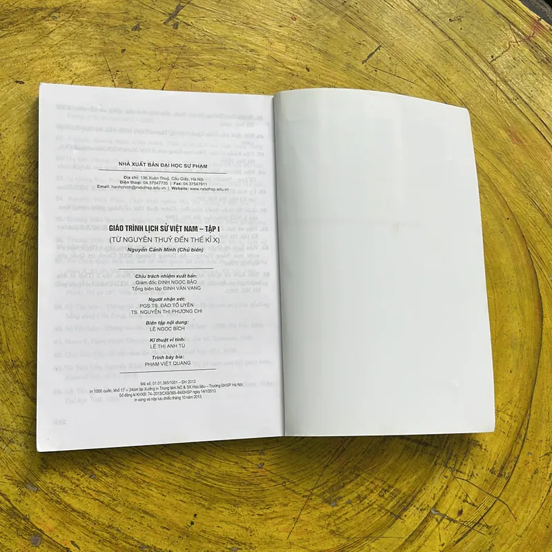 GIÁO TRÌNH LỊCH SỬ VIỆT NAM TẬP 1 TỪ NGUYÊN THUỶ ĐẾN ĐẦU THẾ KỶ X 718766
