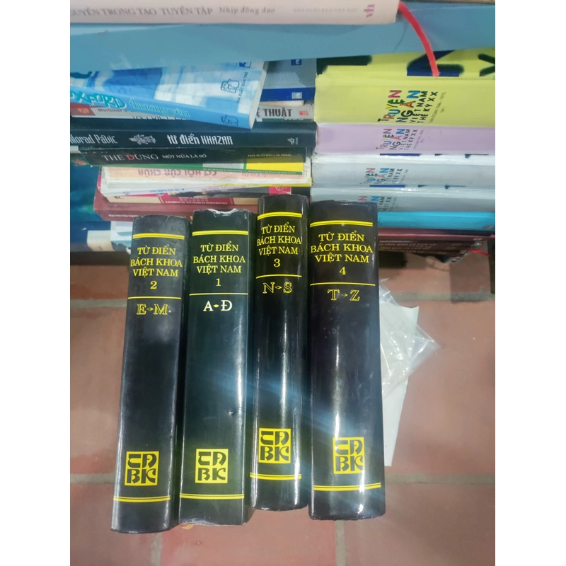Bách khoa toàn thư bộ 4 tập  474166