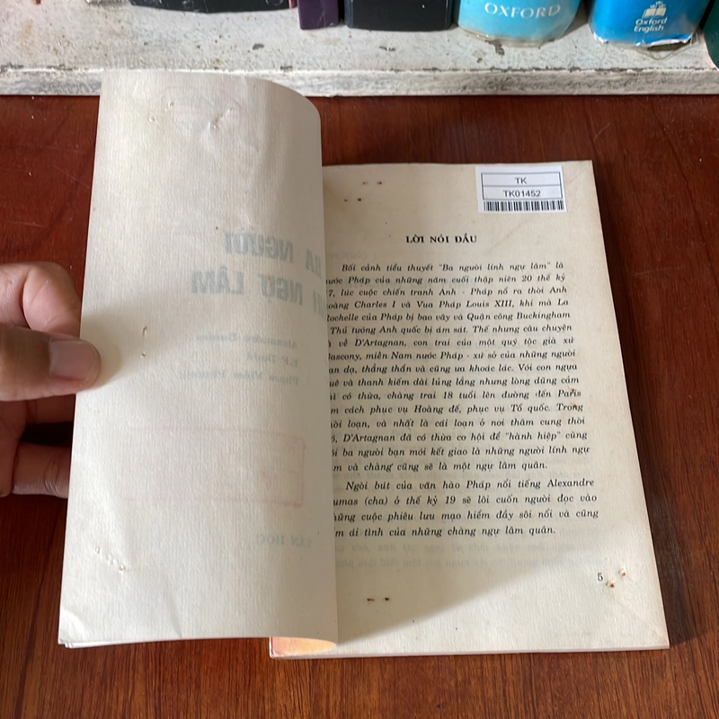 II Văn Học Kinh Điển: Ba Chàng Lính Ngự Lâm - Alexandre Dumas - 1996 543128