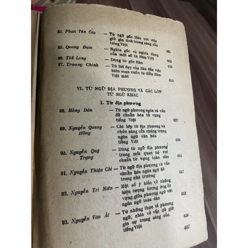 Giữ gìn sự trong sáng của tiếng Việt vì mặt từ ngữ - 2 tập  739501