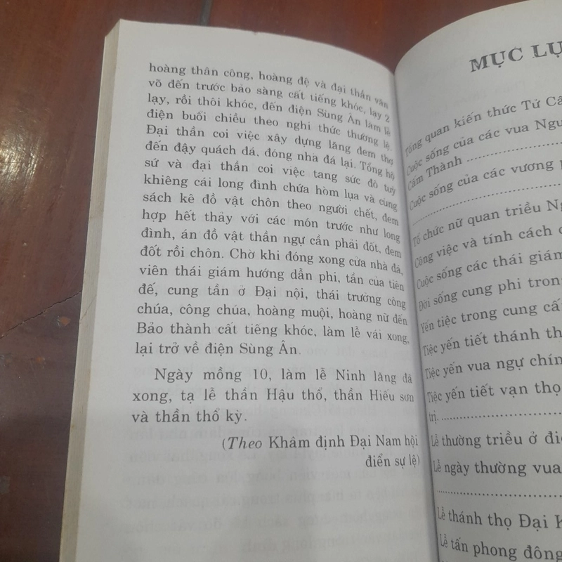 Tôn Thất Bình - ĐỜI SỐNG trong Tử Cấm Thành 381983