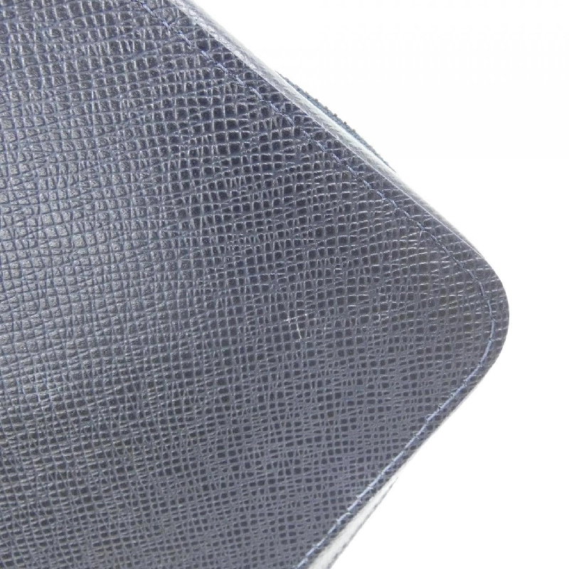 Ví Louis Vuitton Taiga Zippy XL M44276 621750