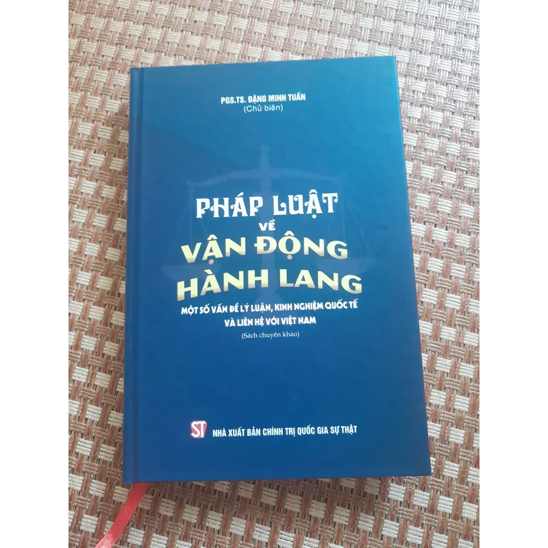 PHÁP LUẬT VỀ VẬN ĐỘNG HÀNH LANG... 736023