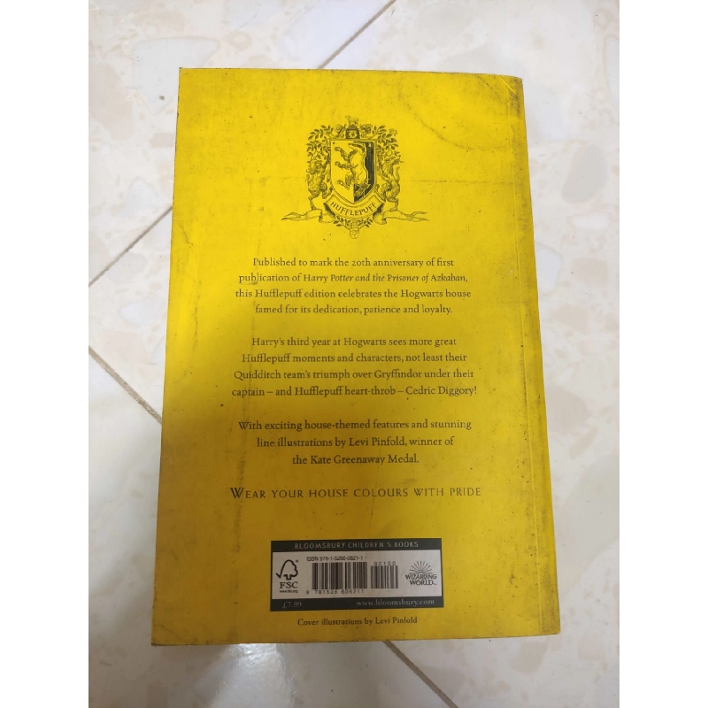 Harry Potter and the Prisoner of Azkaban ( bìa mềm ) 910007