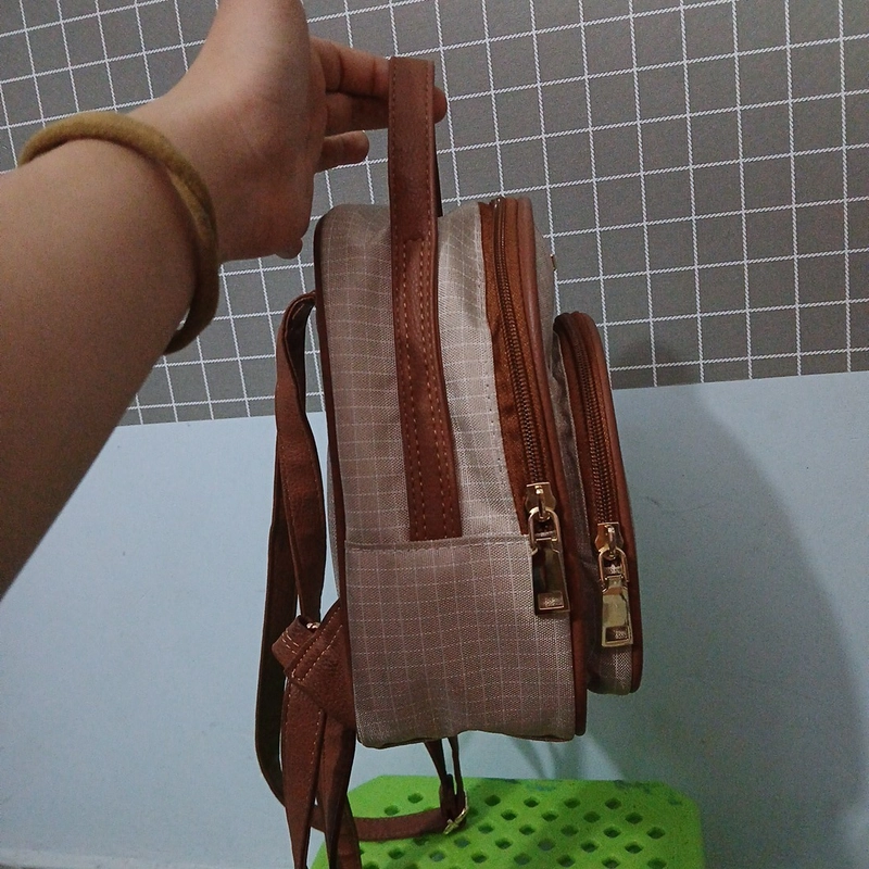 Ba lô mini nữa nhỏ xinh 476075