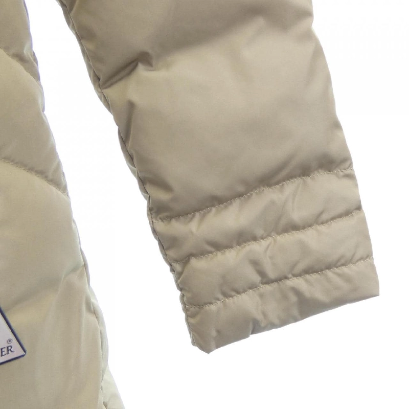 Áo khoác lông vũ MONCLER 640945