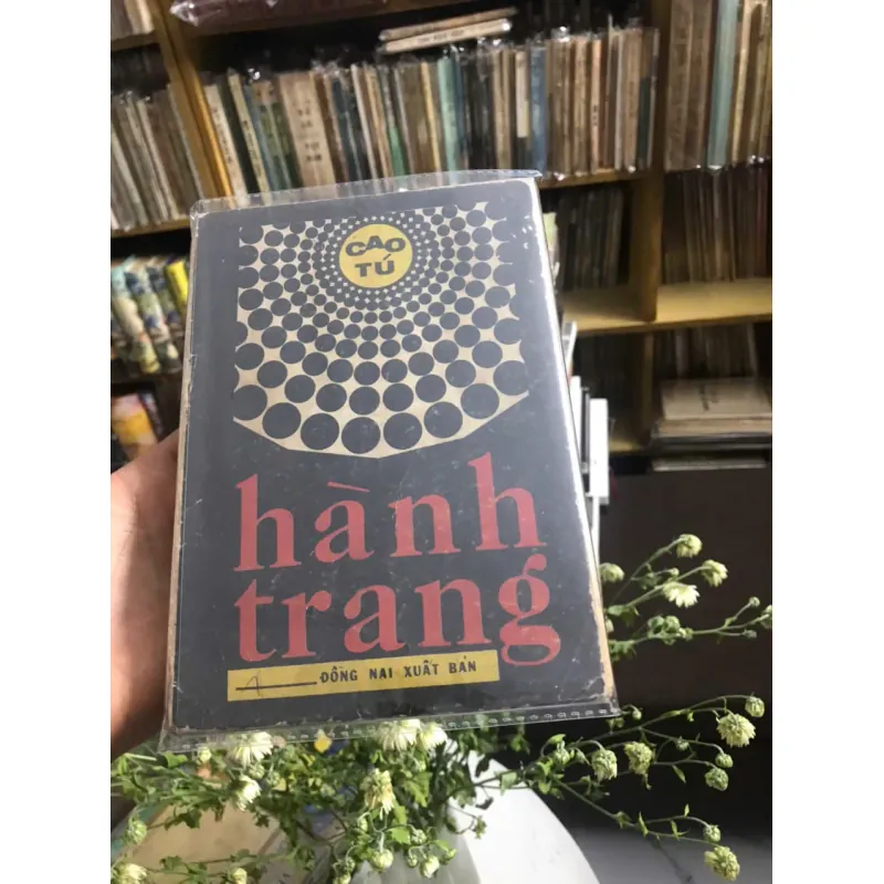 Hành Trang – Tác giả: Cao Tú 600092
