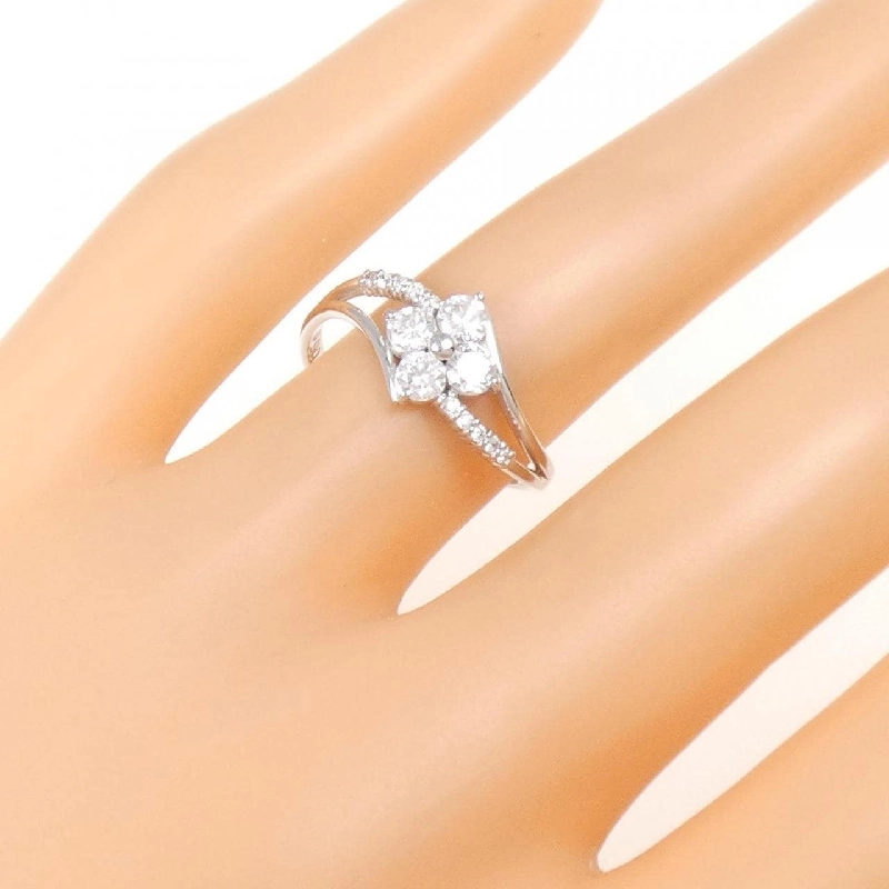 Nhẫn kim cương K18WG 0.50CT 672353