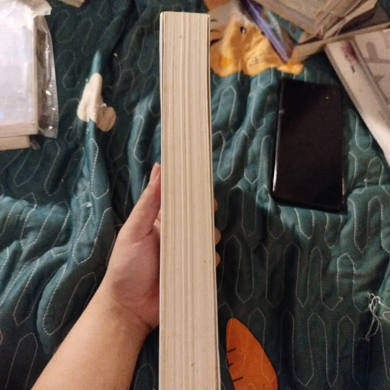 Chim cổ đỏ - Jo Nesbo 956970