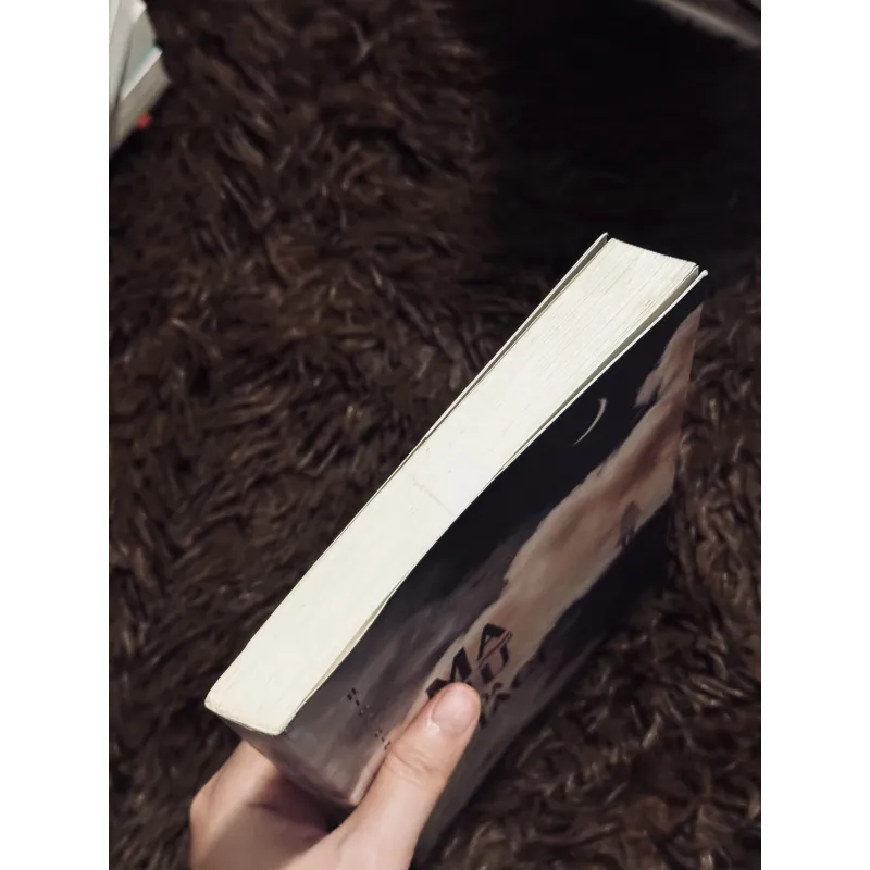 Ma nữ của Laplace 1010497