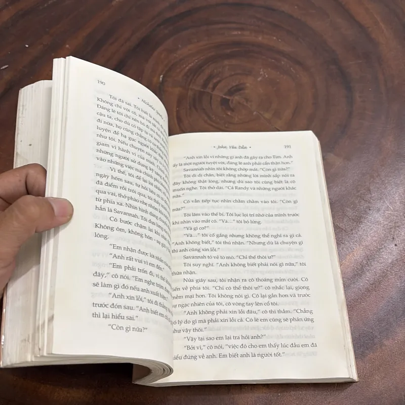 [Có Vết Ẩm Đã Khô] - II John Yêu Dấu - NICHOLAS SPARKS - 2011 977275