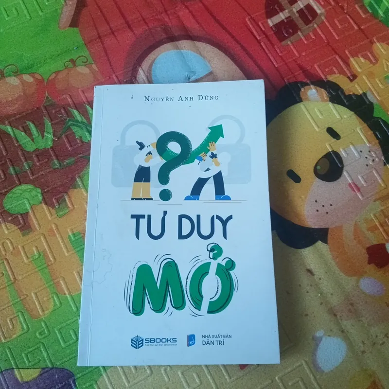 Tư duy mở . Nhà xuất bản dân trí 721210