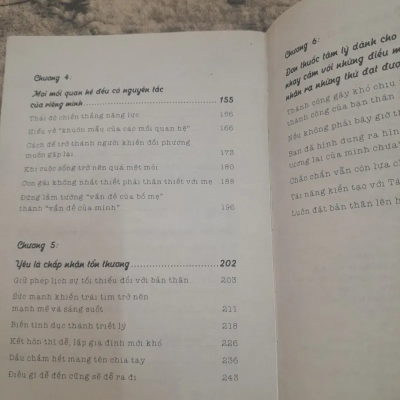 Tản văn-Không ai làm bạn tổn thương trừ khi bạn cho phép. Tác giả Yoo Eun Jung 753989