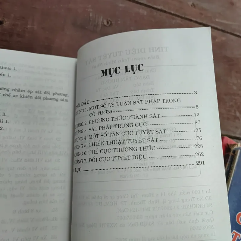 Sách cờ tướng_  tinh diệu tuyệt sát ; Trần Minh Nhật biên soạn 1032704