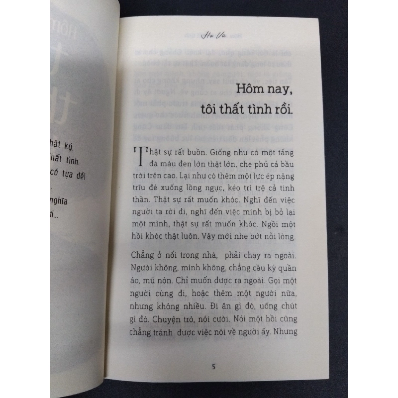 Hôm nay tôi thất tình mới 80% bẩn bìa, ố vàng 2017 HCM1209 Hạ Vũ VĂN HỌC 916991