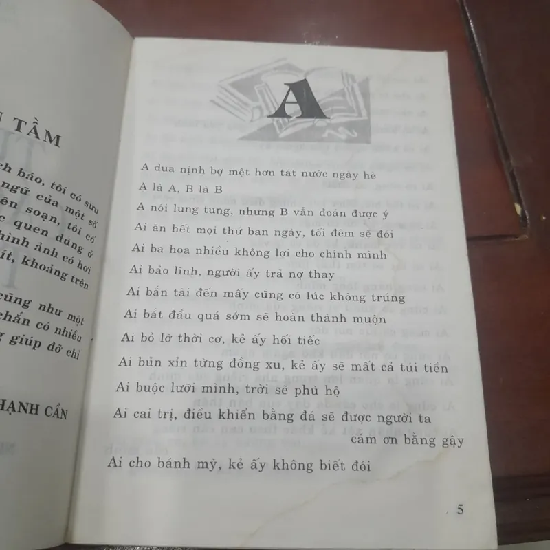Bùi Hạnh Cẩn - TỤC NGỮ CÁCH NGÔN THẾ GIỚI 713531