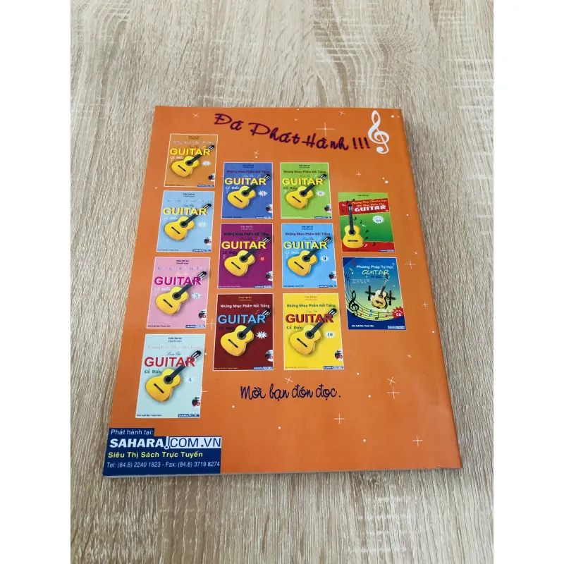 TỰ HỌC ĐỆM HÁT VỚI ĐÀN GUITAR ( kèm đĩa CD) 975833