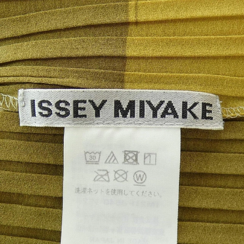 【Coupon対象】ISSEY MIYAKE áo 640522