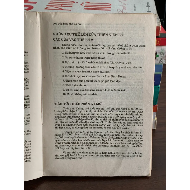 Các Xứ Thế Lớn Năm 2000 – John Naisbitt, Patricia Aburdene 558516