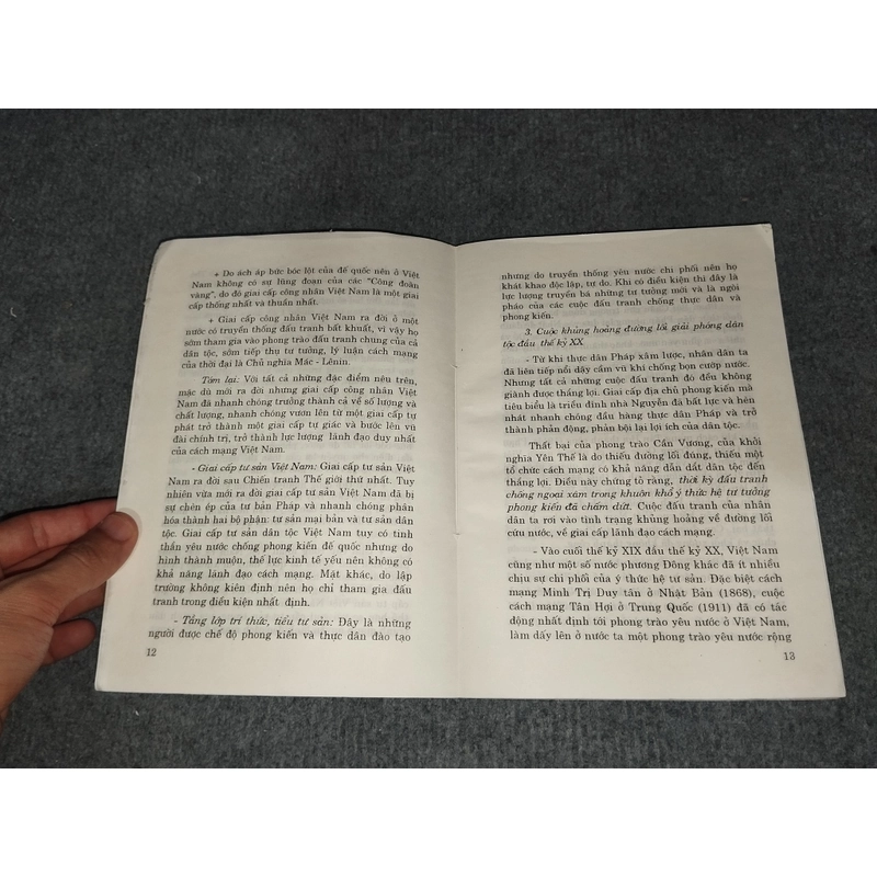 GÓP PHẦN TÌM HIỂU LỊCH SỬ ĐẢNG CỘNG SẢN VIỆT NAM: HỎI VÀ ĐÁP 478573