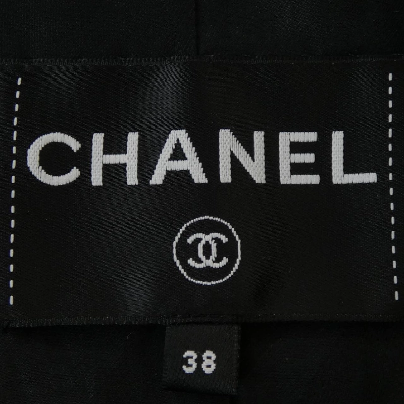 Áo khoác da CHANEL P74904C66536 632633