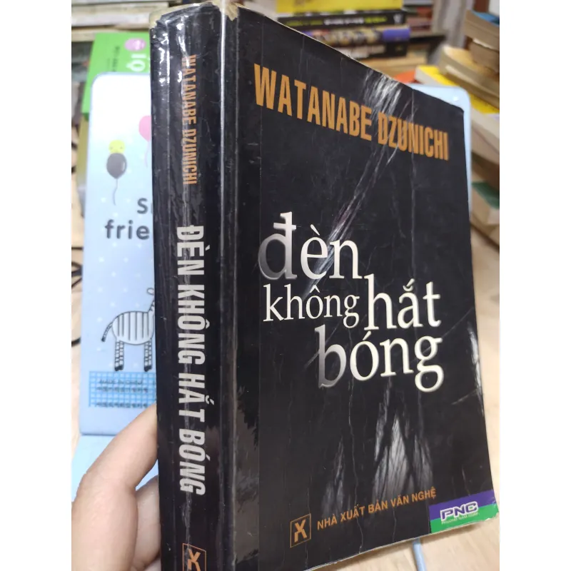 Sách: Đèn không hắt bóng - TG: Watanabe Dzunichi (B2) 796902