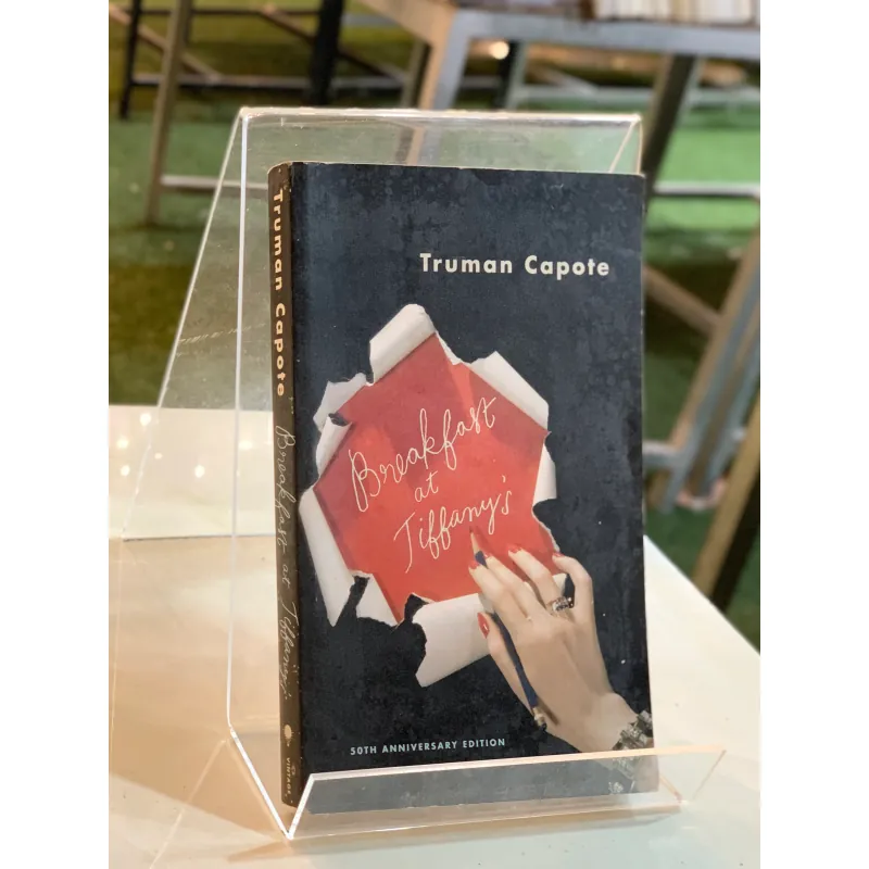 BREAKFAST AT TIFFANY'S (BỮA SÁNG Ở TIFFANY'S) - TRUMAN CAPOTE 961302