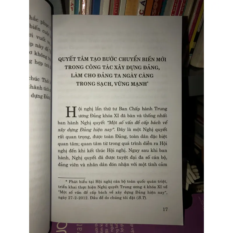 Xây dựng chỉnh đốn Đảng là nhiệm vụ then chốt để phát triển đất nước - Nguyễn Phú Trọng 701813