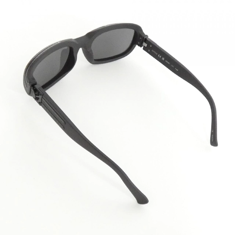 Kính mát Louis Vuitton Millionaire Oval Z2721U 624707