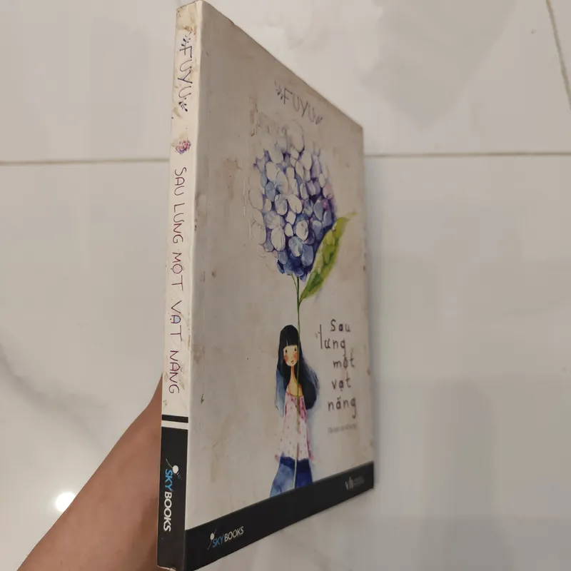 Sau lưng một vạt nắng  606579