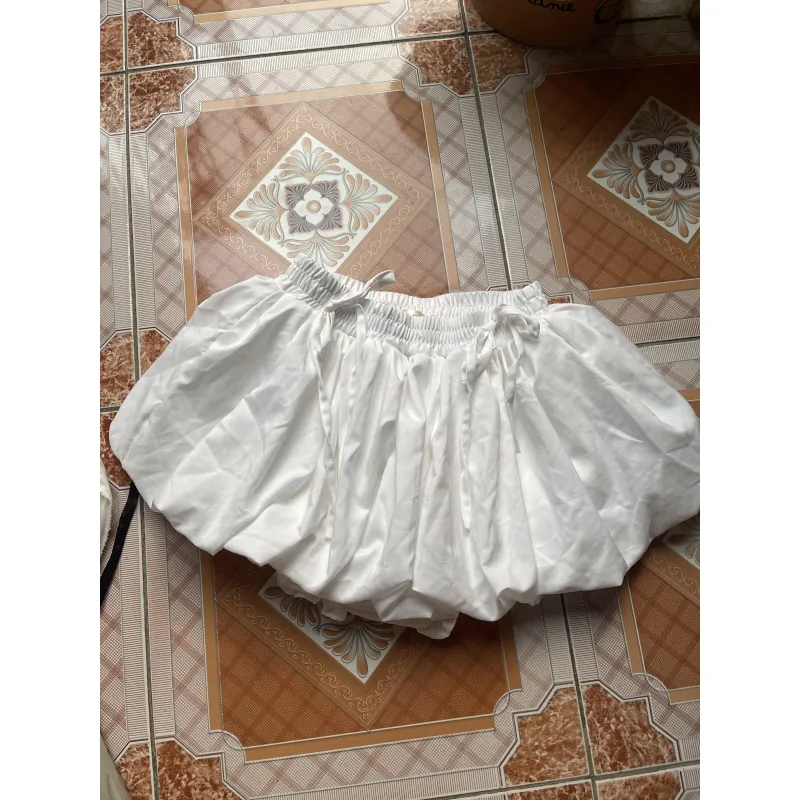 Chân Váy quần Bí Phồng Xoè Lụa Thoáng Mát kèm quần Bí trong 2024, quần váy form ngắn 1013542