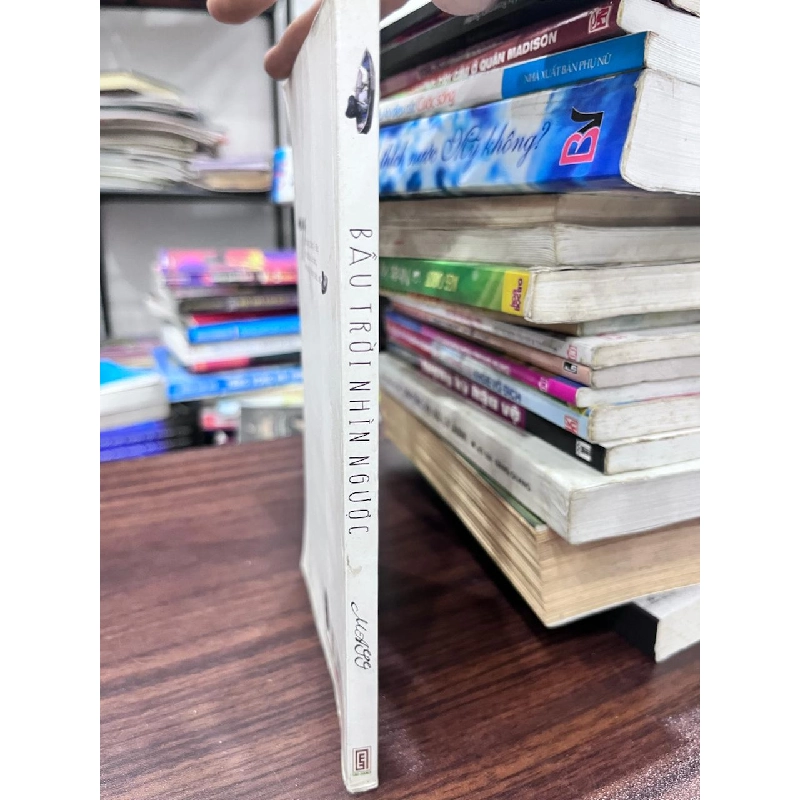 Mâyy - Bầu Trời Nhìn Ngược - Không tìm thấy thông tin 934244