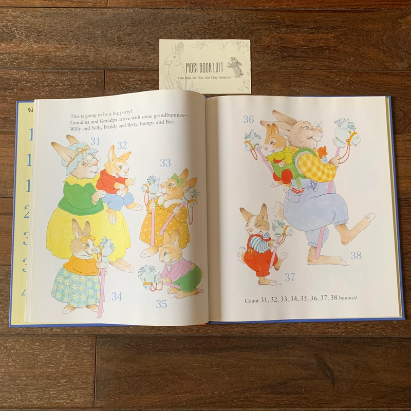 Sách tranh tiếng anh I Can Count 100 Bunnies: And So Can You!, Used, Bìa Cứng, Khổ Lớn 478731